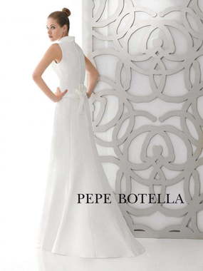 Свадебное платье Pepe Botella (Арт.504). Силуэт Прямое. Цвет Белый / Молочный, Айвори / Капучино. Вид 2