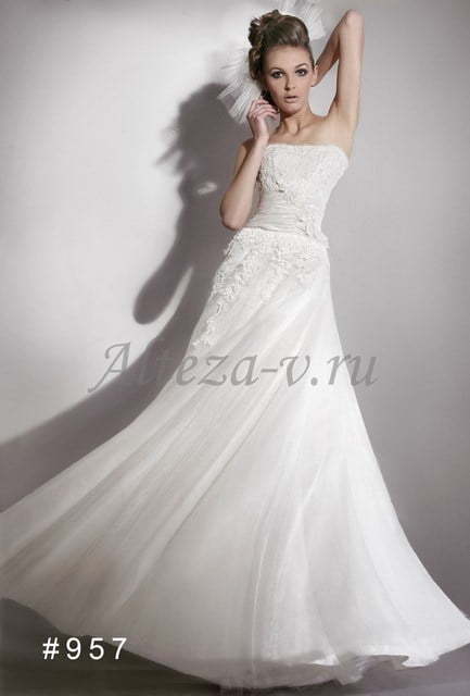 Свадебное платье 957. Силуэт А-силуэт. Цвет Белый / Молочный. Вид 1