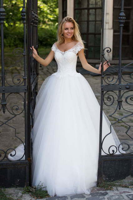Свадебное платье Ophelia. Силуэт Пышное, А-силуэт. Цвет Белый / Молочный. Вид 1