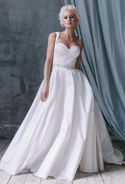 Свадебное платье Adelina. Силуэт А-силуэт. Цвет Белый / Молочный. Вид 1