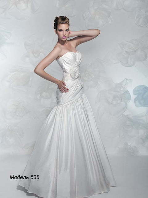 Свадебное платье 538. Силуэт А-силуэт. Цвет Белый / Молочный. Вид 1