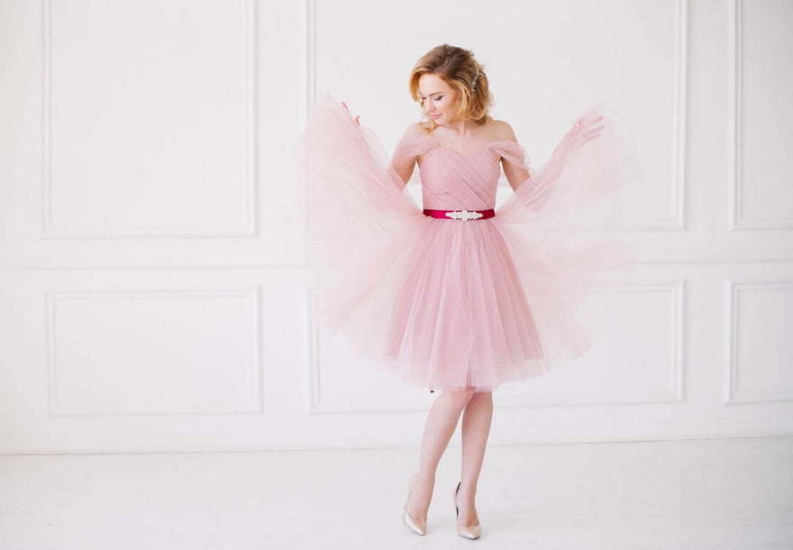 Свадебное платье Iris mini. Силуэт А-силуэт. Цвет оттенки Розового. Вид 1