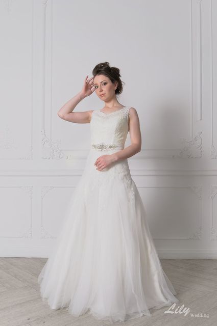 Свадебное платье 2040. Силуэт А-силуэт. Цвет Белый / Молочный. Вид 1