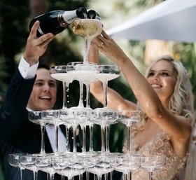 Алкоголь на свадьбе: что и в каких количествах заказывать