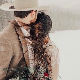 Где фотографироваться на свадьбу зимой: советы, идеи