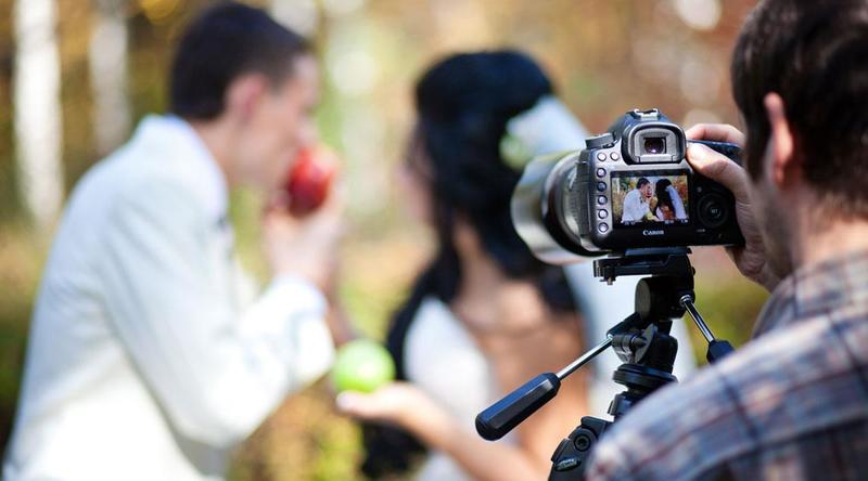 Как выбрать видеооператора на свадьбу, советы по подбору свадебного видеографа