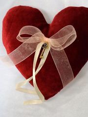 Подушечка для колец арт.1184-5 от Свадебный салон Wedding Lily 1