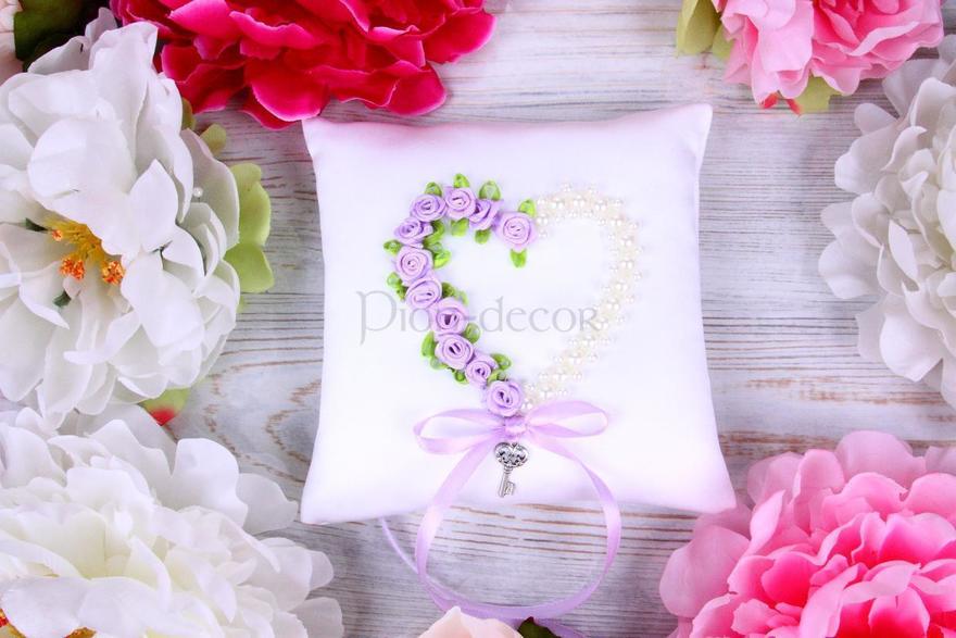 Фиолетовая подушечка для колец Domeniсo от  2