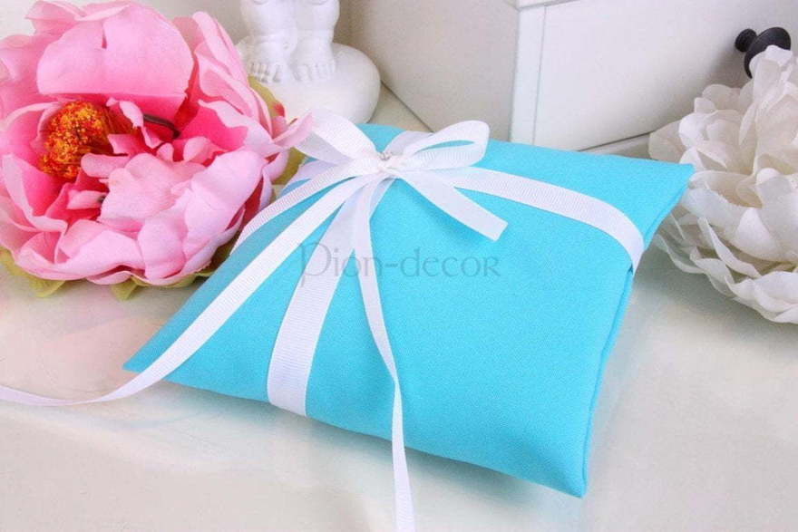 Подушка Tiffany & Co от  2