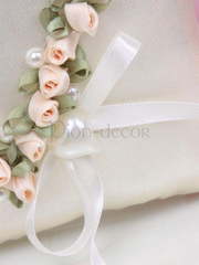 Подушечка Розарий от  2