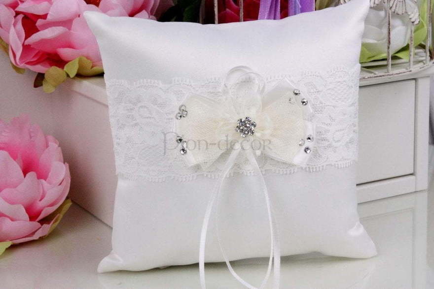 Подушечка Романтичный бантик от  2