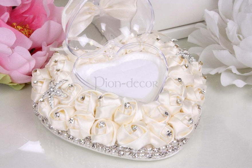 Подушка со коробочкой для колец Leo айвори от  2