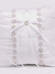 Белая подушечка под обручальные кольца от  1