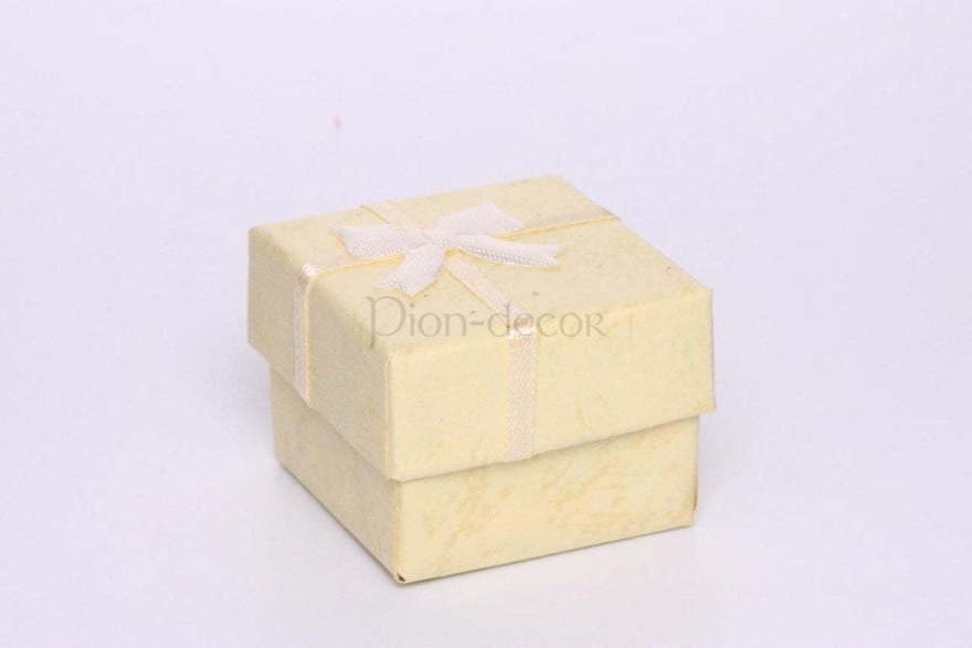 Бонбоньерка - коробочка от  3