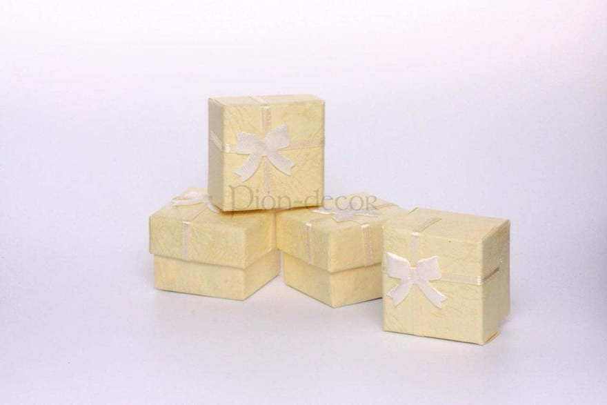 Бонбоньерка - коробочка от  4