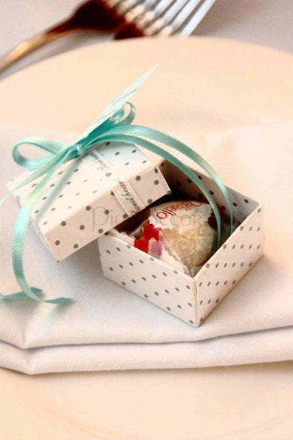 Свадебная бонбоньерка от  9