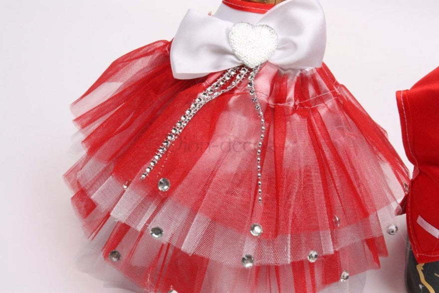 Красные наряды на бутылки от  2