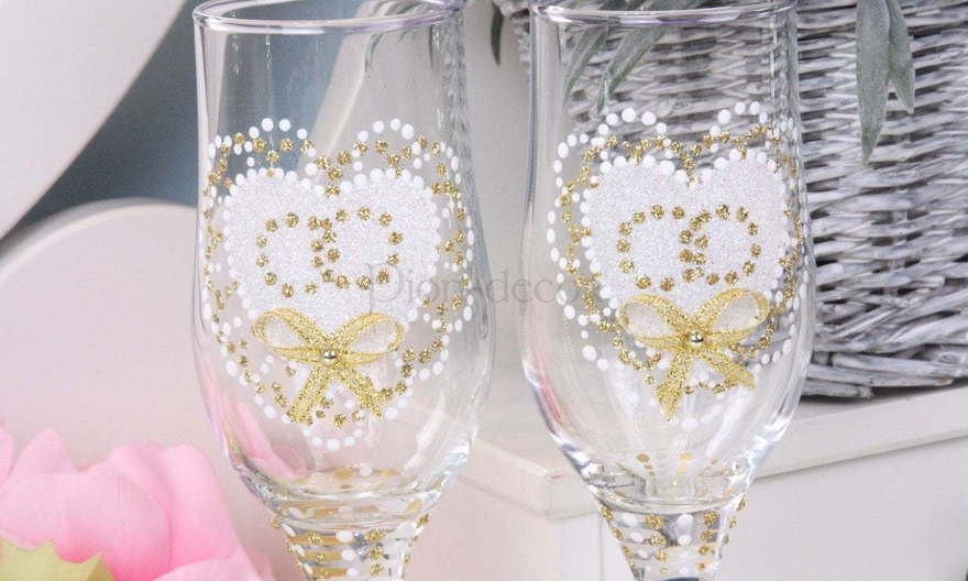 Бокалы с золотыми сердцами от  2