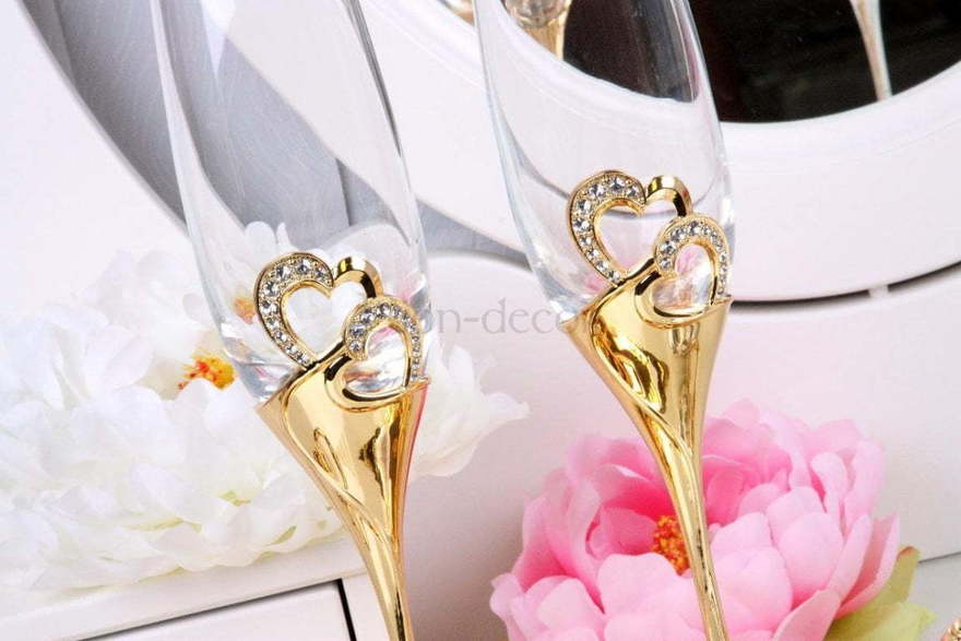 Бокалы на подносе от  4