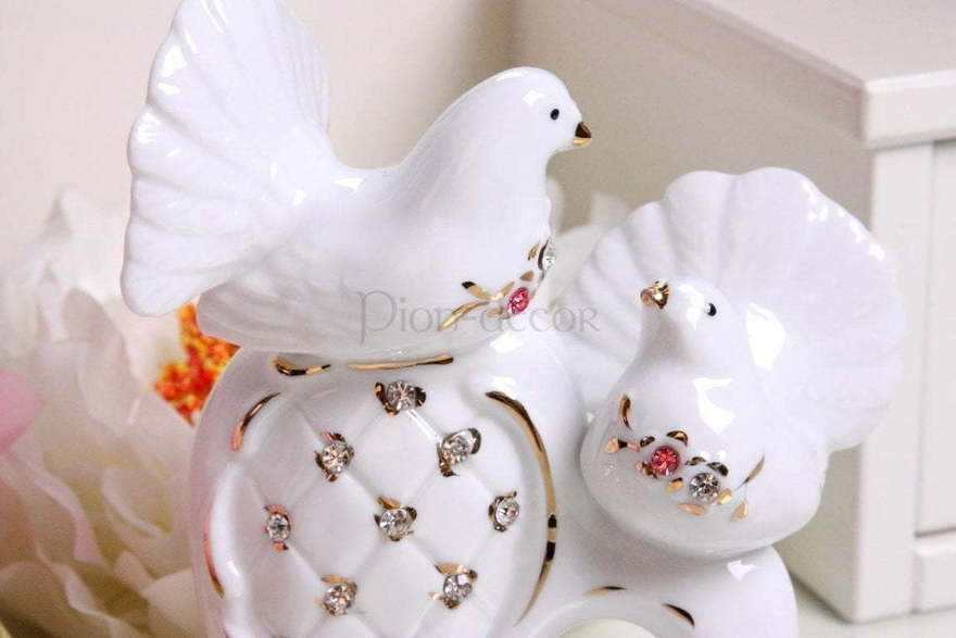 Голубки с сердцами от  2