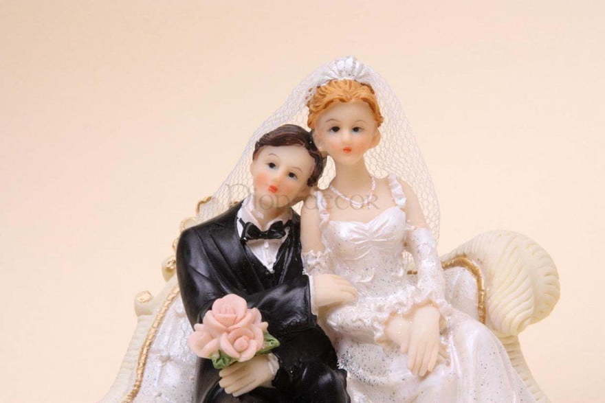 Фигурка На диване от  2