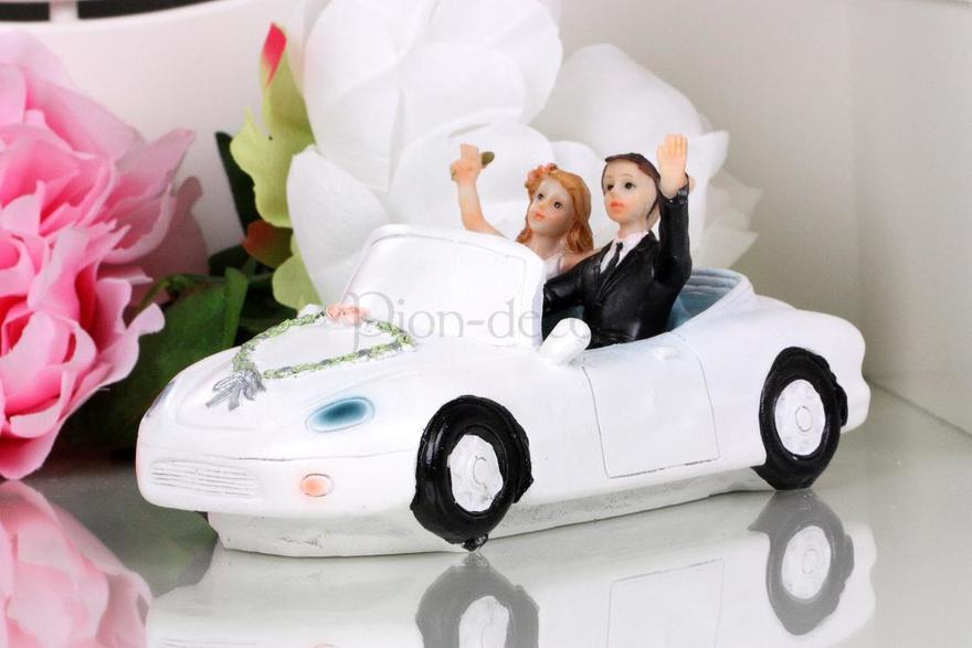 Фигурка На машине от  3