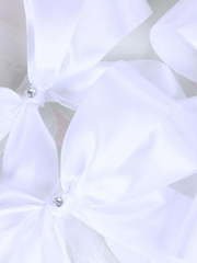 Белые банты от  2