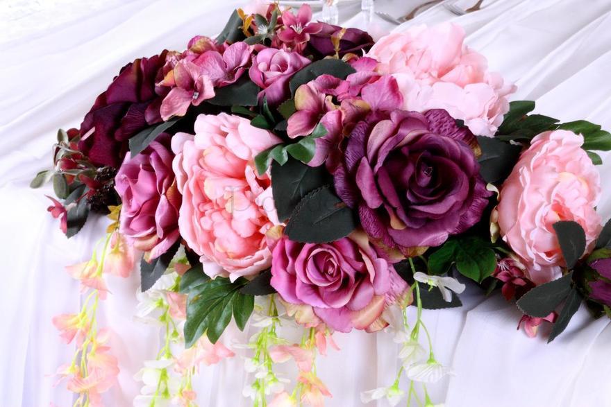 Композиция Пепельная лаванда на стол жениха и невесты от  8