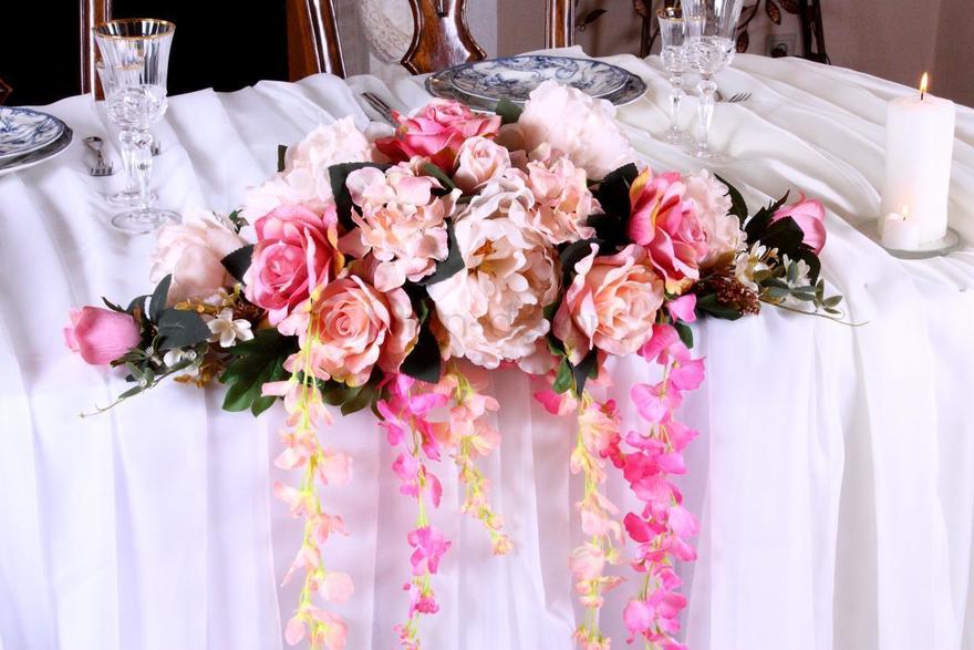 Композиция Пепельная роза и пионы из искусственных цветов на президиум от  4