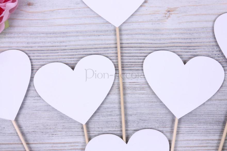 Белые сердечки для фото от  3