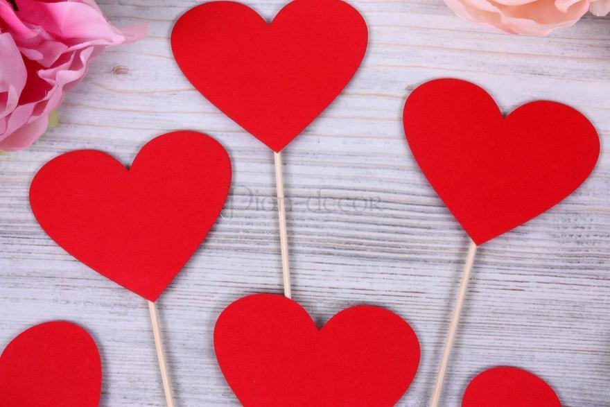 Красные сердечки для фото от  3