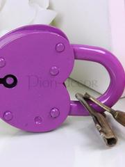 Маленький свадебный замочек - сирень от  1