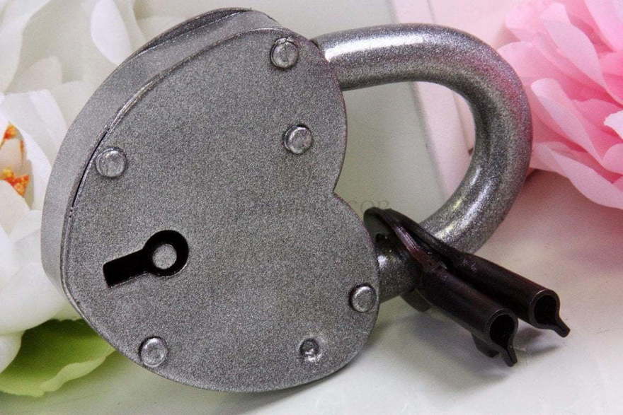 Большой замочек На мост - серебро от  2