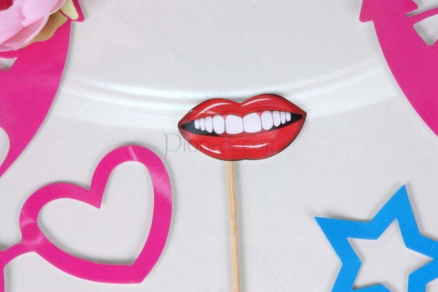 Набор для фото Люблю от  3