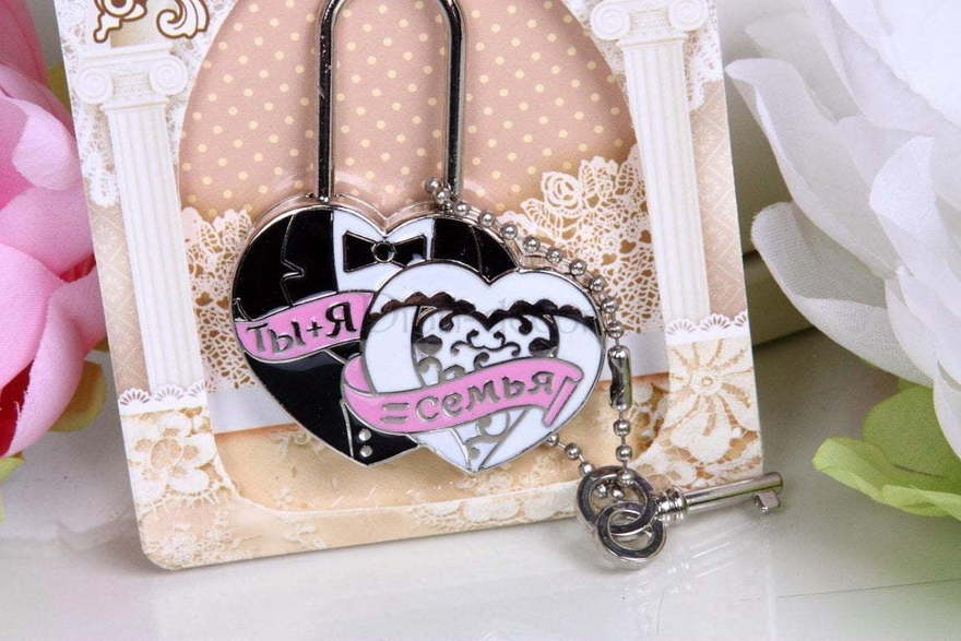 Замок Ты я - теперь семья от  2