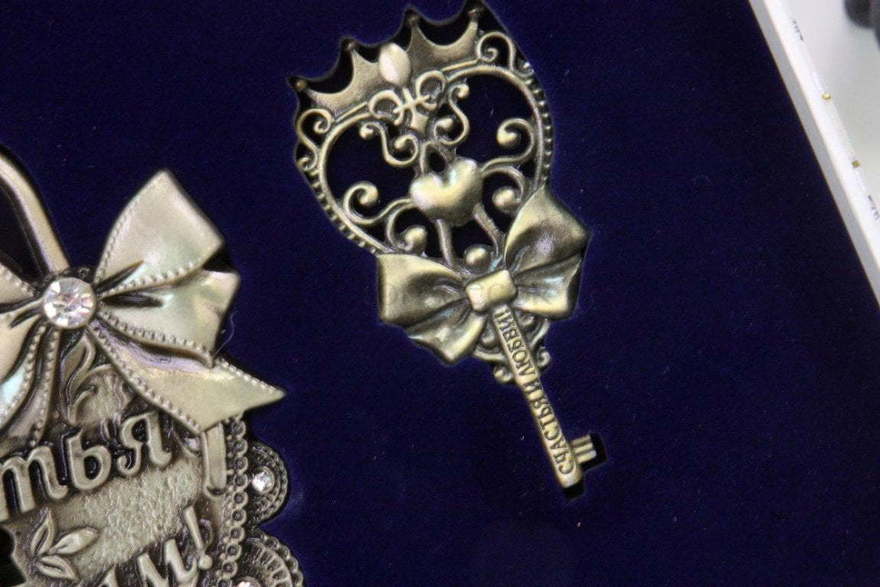 Свадебный замок Счастья молодым от  3