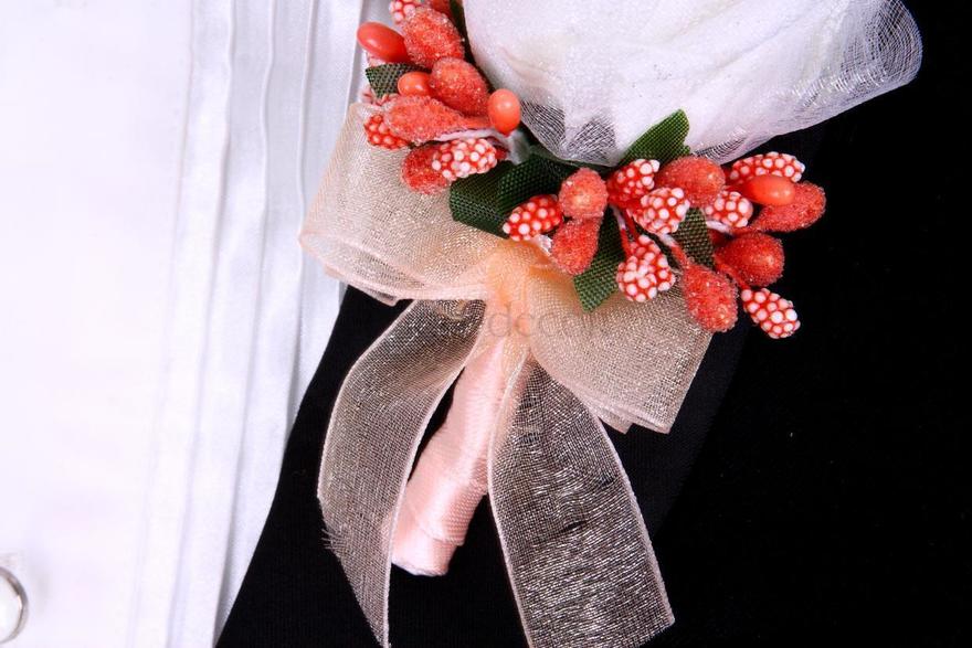 Бутоньерка для жениха Оранжевая от  2