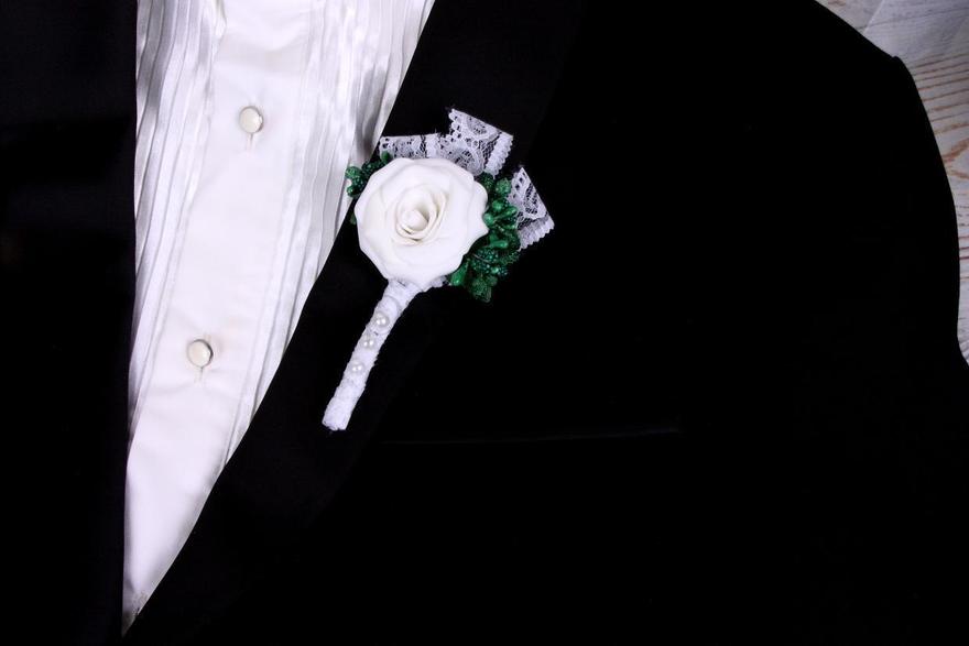 Бутоньерка для жениха Classic от  4