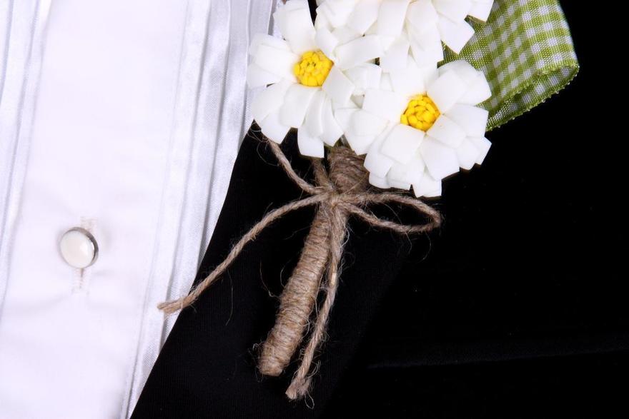 Бутоньерка для жениха Ромашки от  3