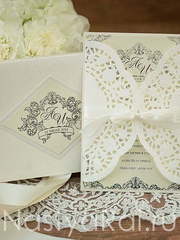 Открытка Кремовое приглашение-шкатулка от  1