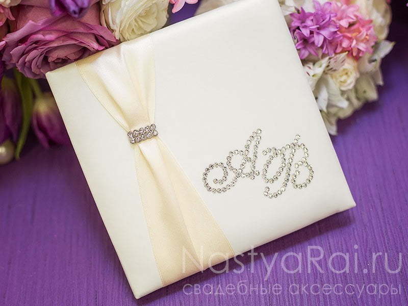 Открытка Эксклюзивное приглашение со стразами Сваровски от  3