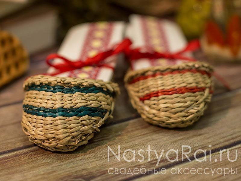 Открытка Приглашение Лапти от  7