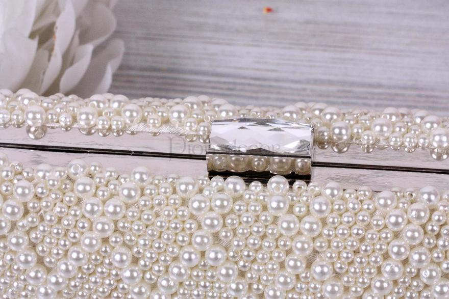 Сумочка из жемчужин - айвори от  3