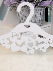 Вешалка для платья невесты Облачко из сердец от  1