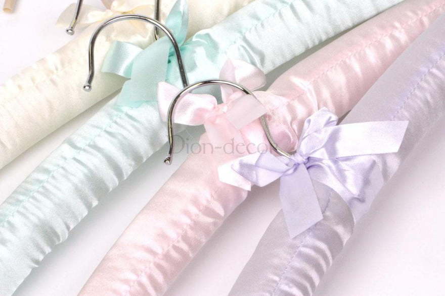 Вешалка для свадебного платья невесты от  2