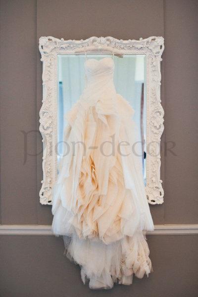 Вешалка для свадебного платья невесты от  3