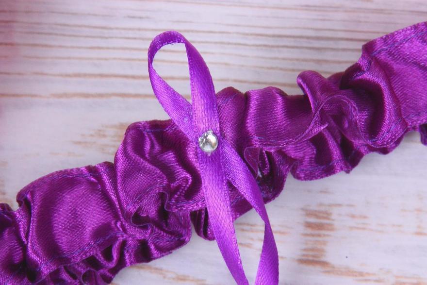 Подвязка Classic с фиолетовой лентой от  2
