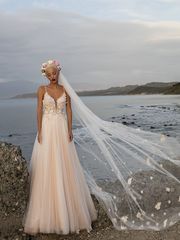 Фата невесты от Свадебный салон NICOLE 1