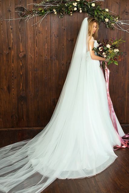 Фата невесты мятного цвета от Свадебный салон NICOLE 1