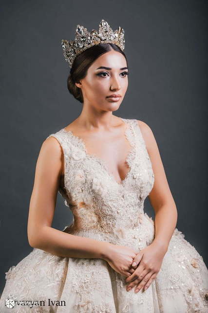 Корона Adriana от Lady Beetle 3